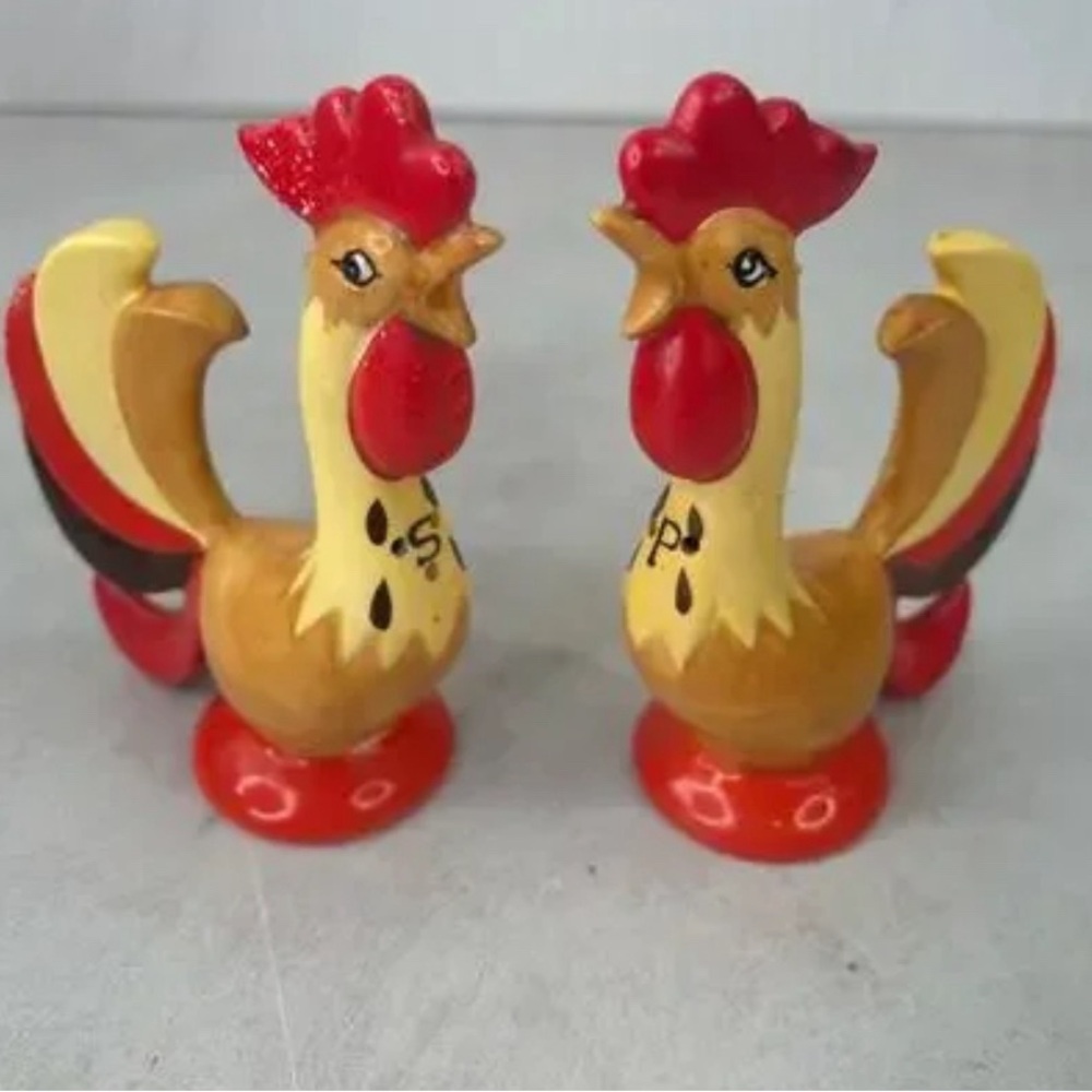 Vintage 1960s Holt Howard Rooster Salt & Pepper Shaker Set- Ceramic